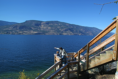 Lochview Trail and Beach Access