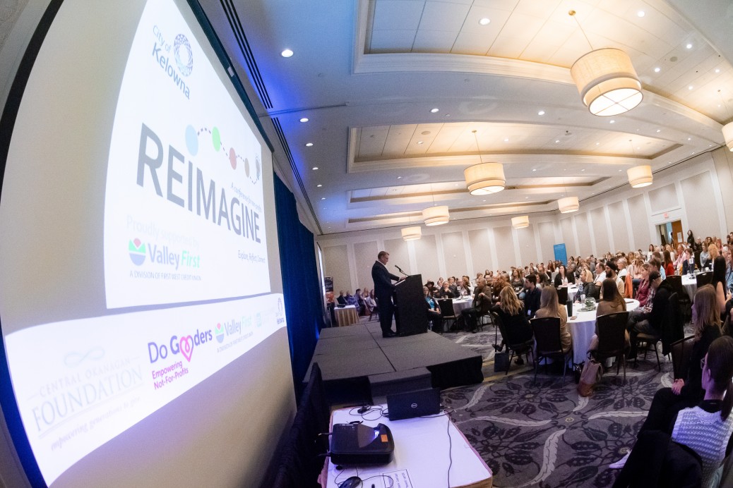Mayor Dyas addressess the crowd of attendees at the REIMAGINE Conference