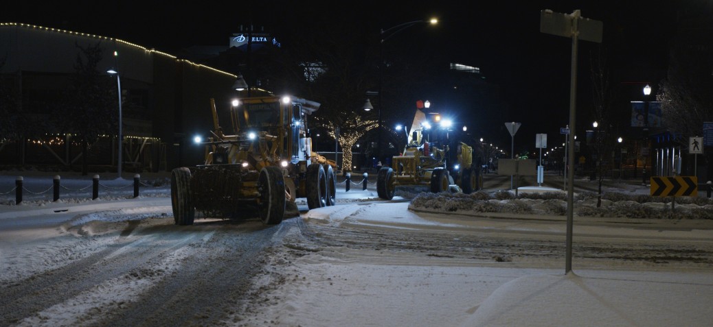 Road crews clear Water Street. Road crews clear Water Street.